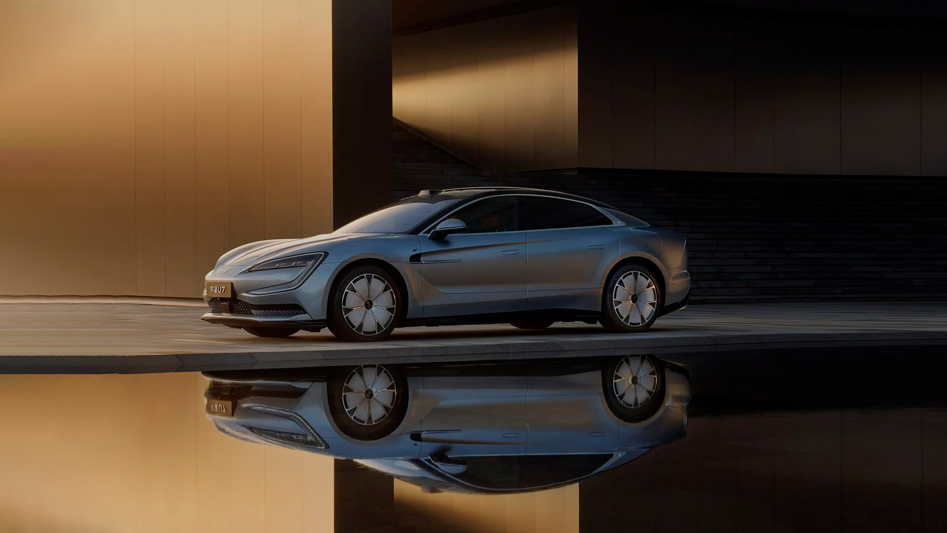 Електромобілі Yangwang U7 з Китаю